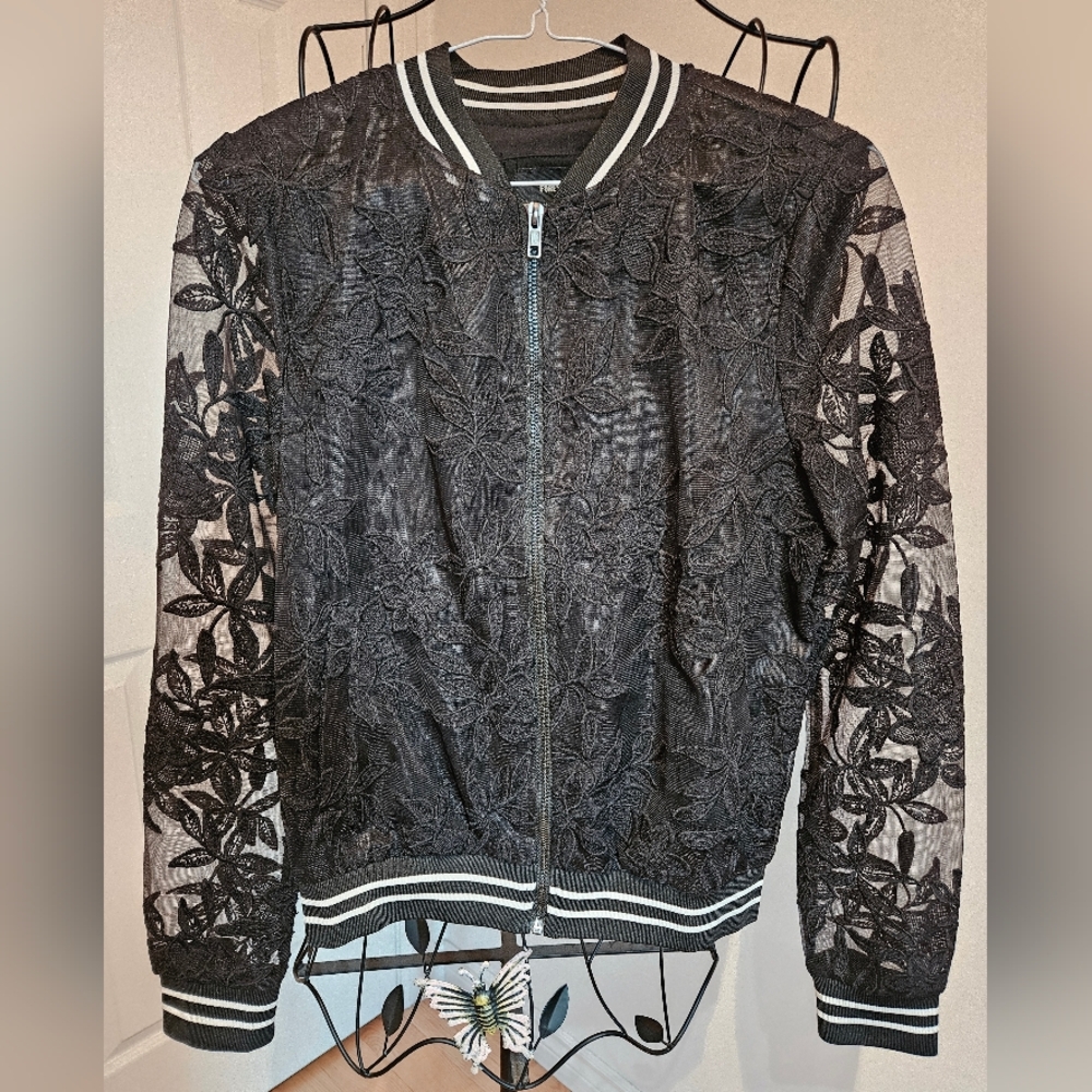 Flower Lace Bomber‎ Jacket